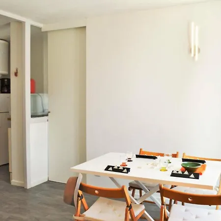 Climat. 4 Pers. Avec Parking Privatif Au Lavandou, Proche Centre Et - Fr-1-251-390 Apartmán *