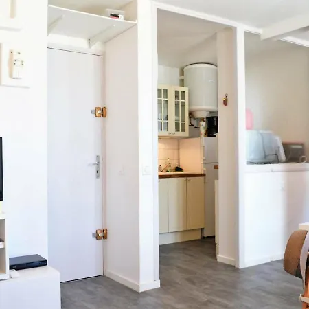 Appartamento Le Lavandou, 2 Pièces, 4 Personnes - Fr-1-251-390 *