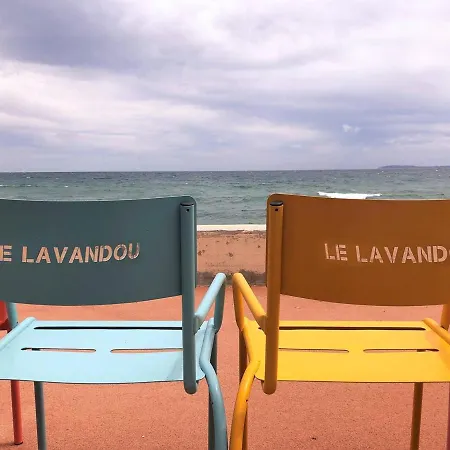 Apartment Climat. 4 Pers. Avec Parking Privatif Au Lavandou, Proche Centre Et - Fr-1-251-390